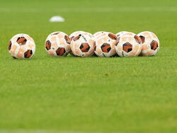 Der Fuball wurde zur Nebensache