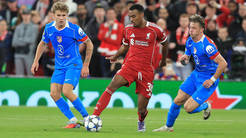 Gravenberch überzeugt in Liverpool