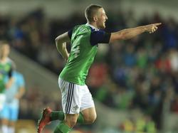 El irlandés Conor Washington celebra el gol ante Eslovenia. (Foto: Getty)