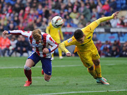 Torres (izq.) adelantó a su equipo de cabeza en el minuto 3. (Foto: Getty)
