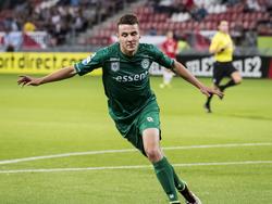 Oussama Idrissi juicht nadat hij zojuist FC Groningen op voorsprong heeft geschoten in de Galgenwaard. (16-09-2016)