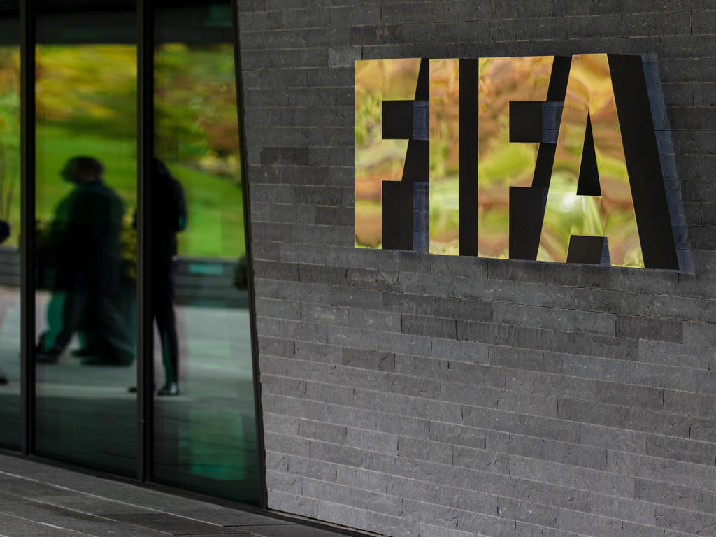 Die FIFA hat Vereine und Verbände bestraft