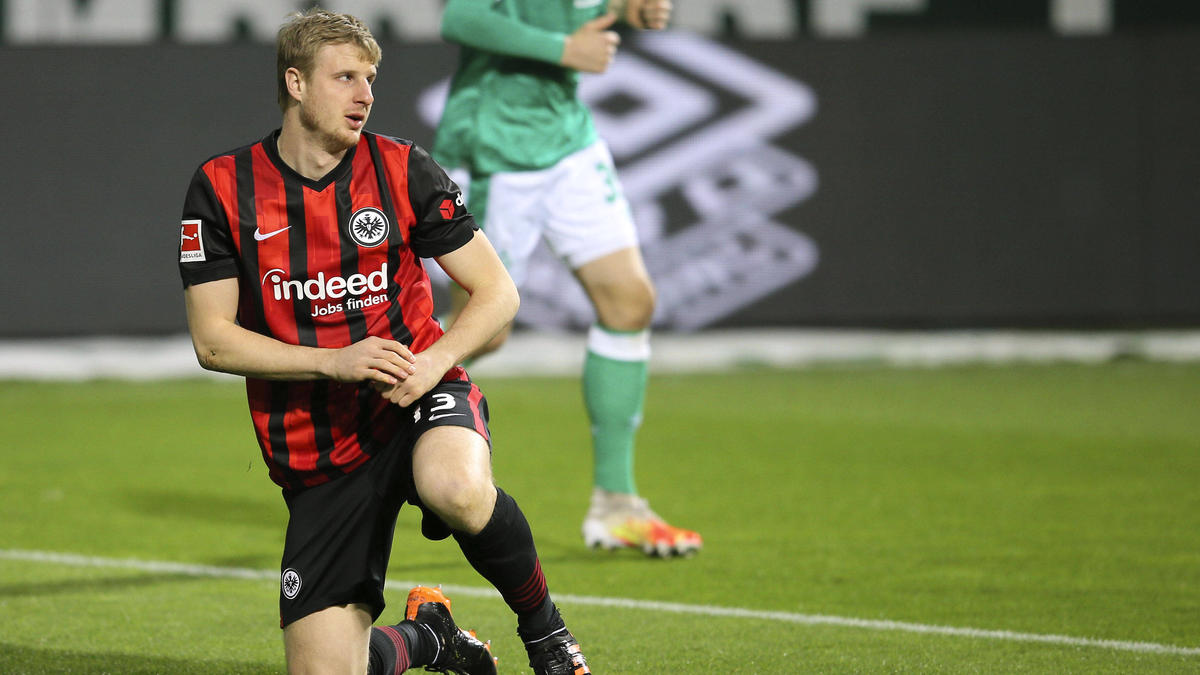 Martin Hinteregger ist Führungsspieler bei Eintracht Frankfurt Martin Hinteregger ist Führungsspieler bei Eintracht Frankfurt