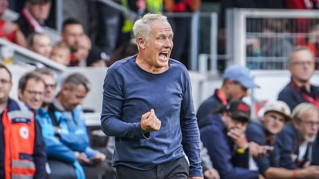Freiburgs Trainer Christian Streich hat noch genug Energie
