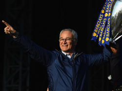 Ranieri sueña con defender el título, pero no lo ve realista. (Foto: Getty)