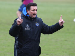 Christian Titz leitete am Dienstag sein erstes Training als Chefcoach des HSV
