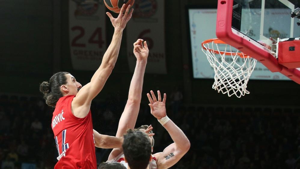 Bayern München verliert bei ZSKA Moskau mit 70:77 Bayern München verliert bei ZSKA Moskau mit 70:77