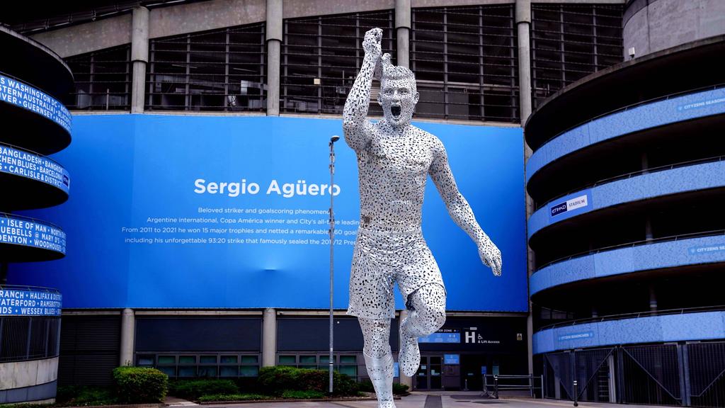 Rekordtorjäger Sergio Agüero bekommt bei Manchester City eine Statue