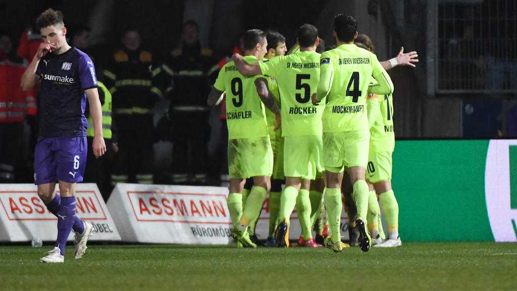 Gleich sechs Tore bejubelte der SV Wehen Wiesbaden in Osnabrück