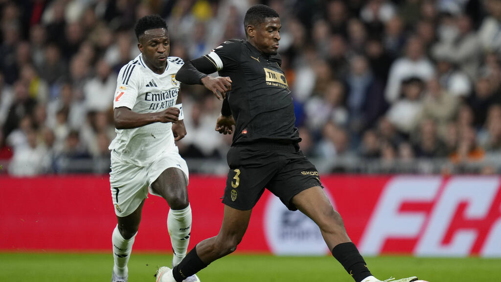 Cristhian Mosquera (r.) wird bei RB Leipzig gehandelt Cristhian Mosquera (r.) wird bei RB Leipzig gehandelt