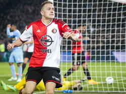 Vlak voor tijd scoort Jens Toornstra de belangrijke 1-0 namens Feyenoord in de wedstrijd tegen FC Dordrecht. (22-11-2014)