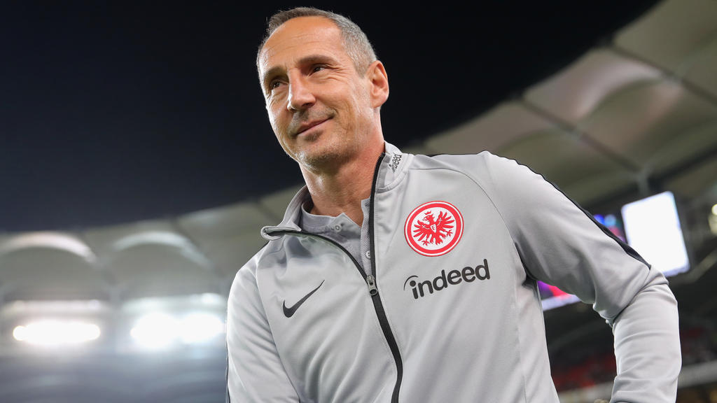 Adi Hütter greift in der Europa League nach dem Gruppensieg mit Eintracht Frankfurt Adi Hütter greift in der Europa League nach dem Gruppensieg mit Eintracht Frankfurt