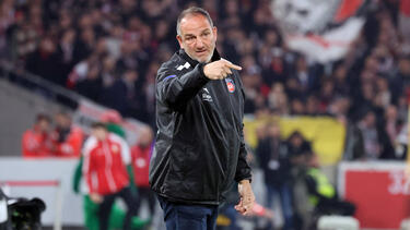 Heidenheim-Coach Schmidt peilt den Klassenerhalt mit Heidenheim an