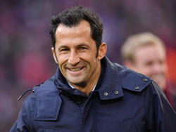 Hasan Salihamidzic reagiert süffisant auf Gerüchte über Max Meyers Wechsel zu den Bayern