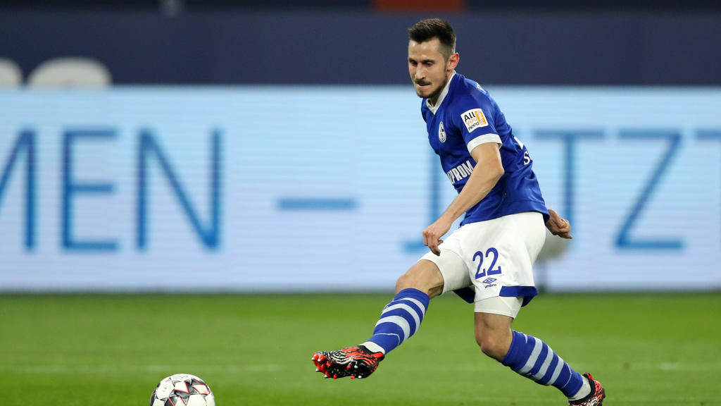 Steven Skrzybski erlebt ein schwieriges erstes Jahr auf Schalke Steven Skrzybski erlebt ein schwieriges erstes Jahr auf Schalke