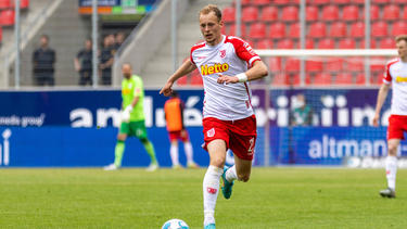 Carlo Boukhalfa spielt künftig für den FC St. Pauli