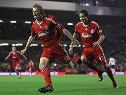 Dirk Kuyt scoort de 1-0 tegen Tottenham Hotspurs (20.1.2010).