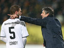 Ruud Brood geeft aanwijzingen aan Kevin Conboy in de wedstrijd Roda JC-NEC in de Jupiler League. (12-12-14)