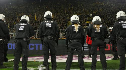 Wegen Personalengpässen könnten Spielausfälle drohen