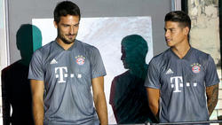 Mats Hummels (l.) und James gelten als zwei von drei Kovac-Gegnern