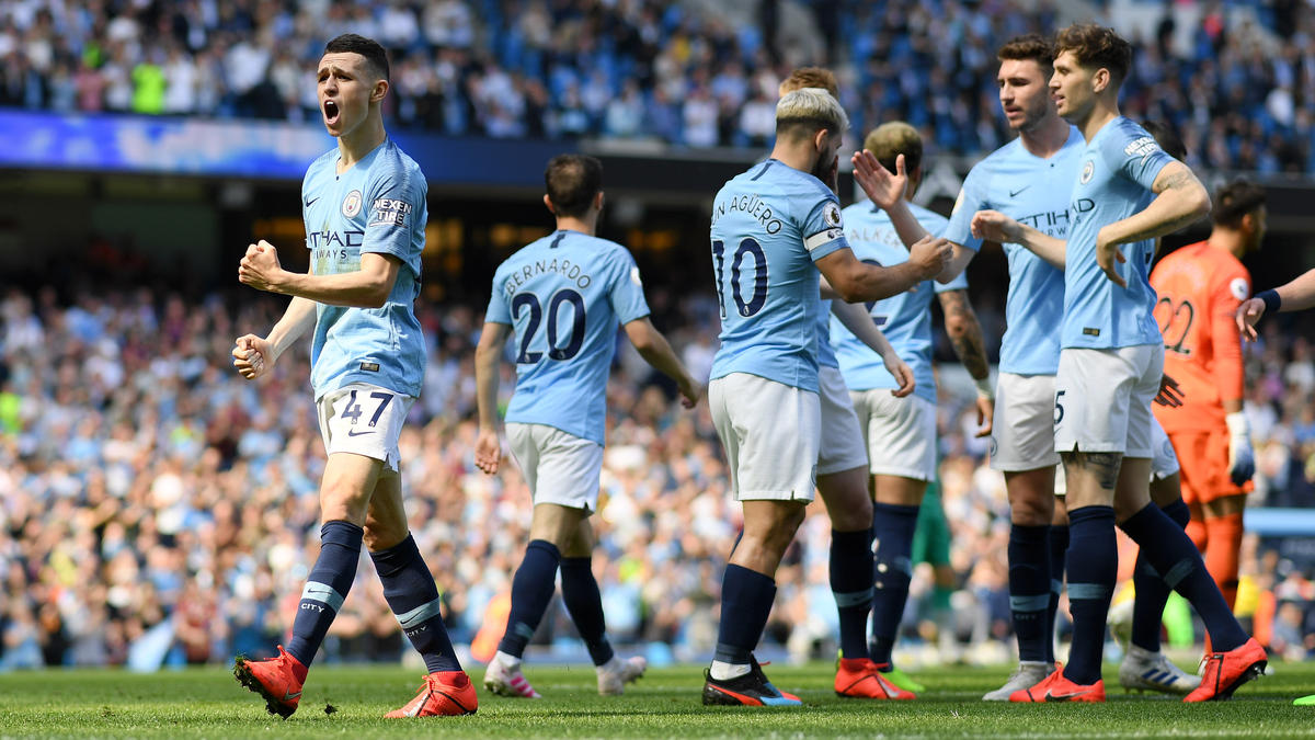 Manchester City schlägt Tottenham Hotspur im Top-Spiel der Premier League Manchester City schlägt Tottenham Hotspur im Top-Spiel der Premier League