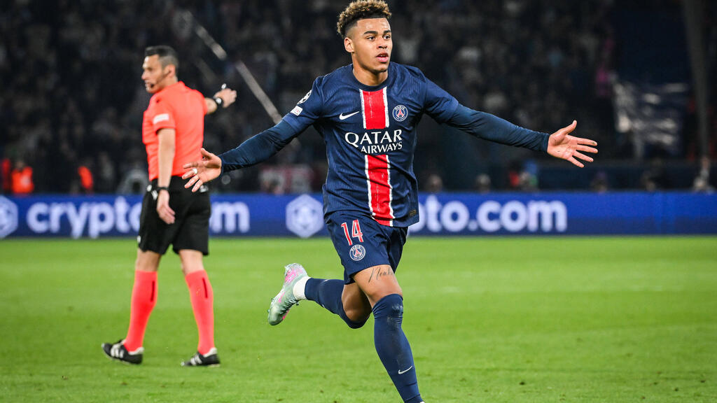 Désiré Doué zaubert bei PSG Désiré Doué zaubert bei PSG
