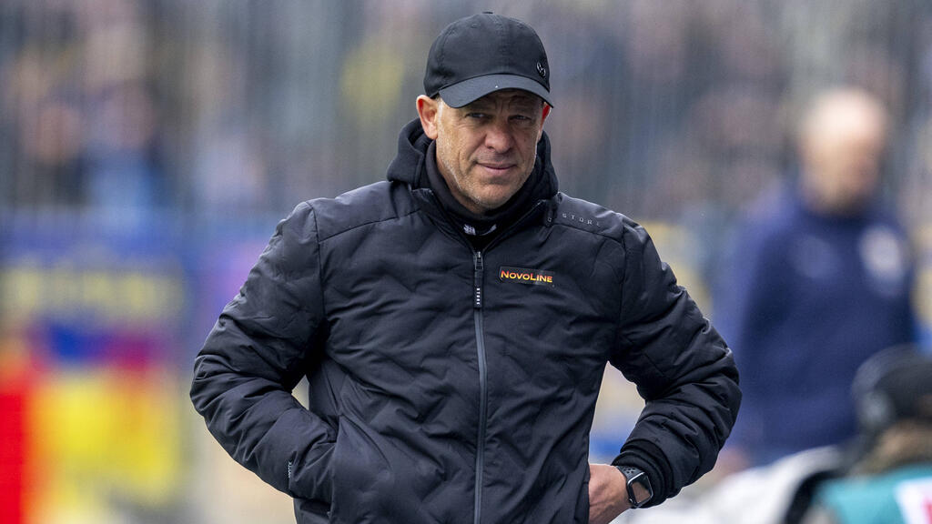 Markus Anfang strauchelt mit dem 1. FC Kaiserslautern Markus Anfang strauchelt mit dem 1. FC Kaiserslautern