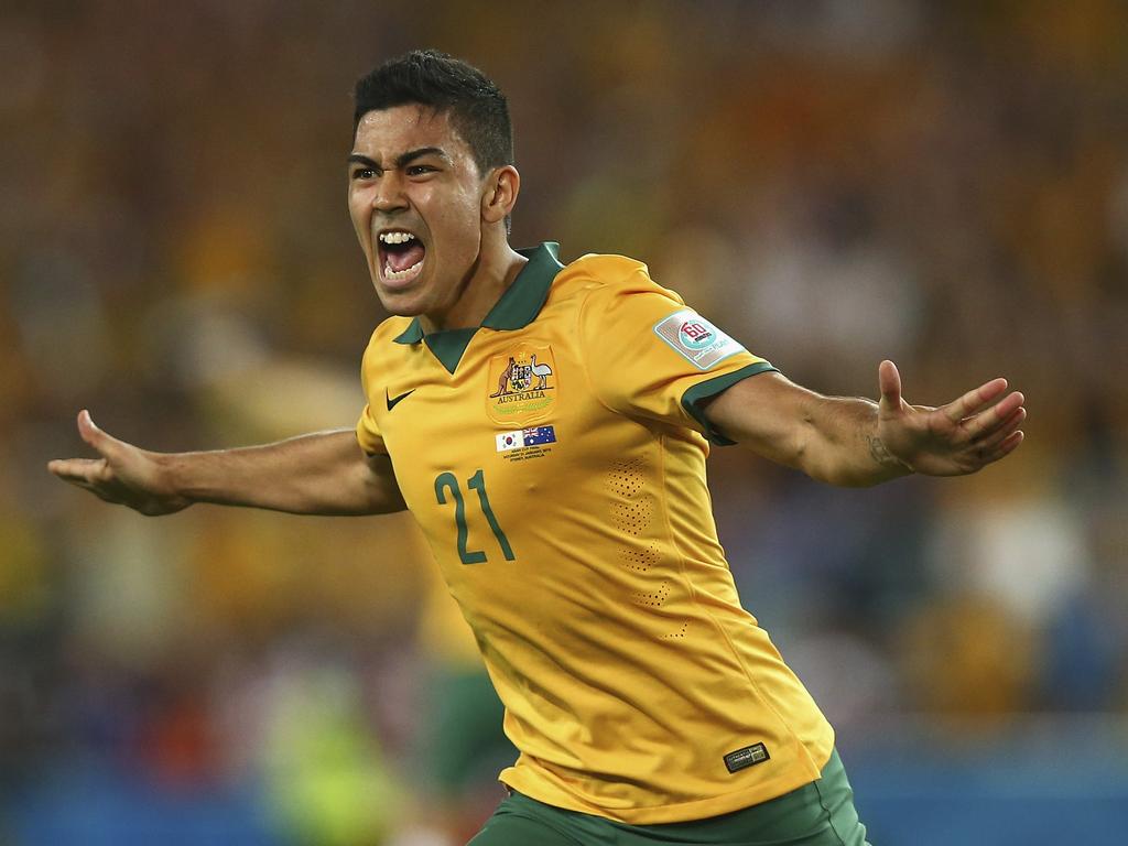 Massimo Luongo viert zijn doelpunt tijdens Australië - Zuid-Korea in de finale van de Azië Cup. (31-01-2015).