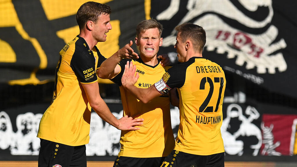 Jonas Sterner (M.) ist Stammspieler bei Dynamo Dresden