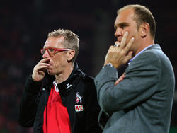 FC-Sportdirektor Jörg Schmadtke (r.) und Trainer Peter Stöger planen zweigleisig