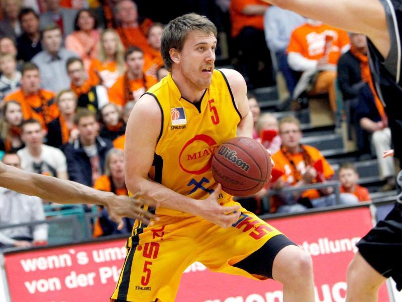 Rasta Vechta um Power-Forward Jacob Doerksen konnte zu wenige Spiele in der BBL gewinnen. Foto: Elke Schikora Rasta Vechta um Power-Forward Jacob Doerksen konnte zu wenige Spiele in der BBL gewinnen. Foto: Elke Schikora