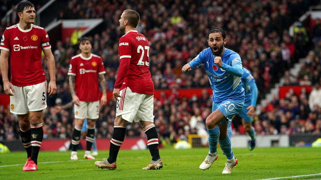 Man City outclass crisis-hit Man Utd