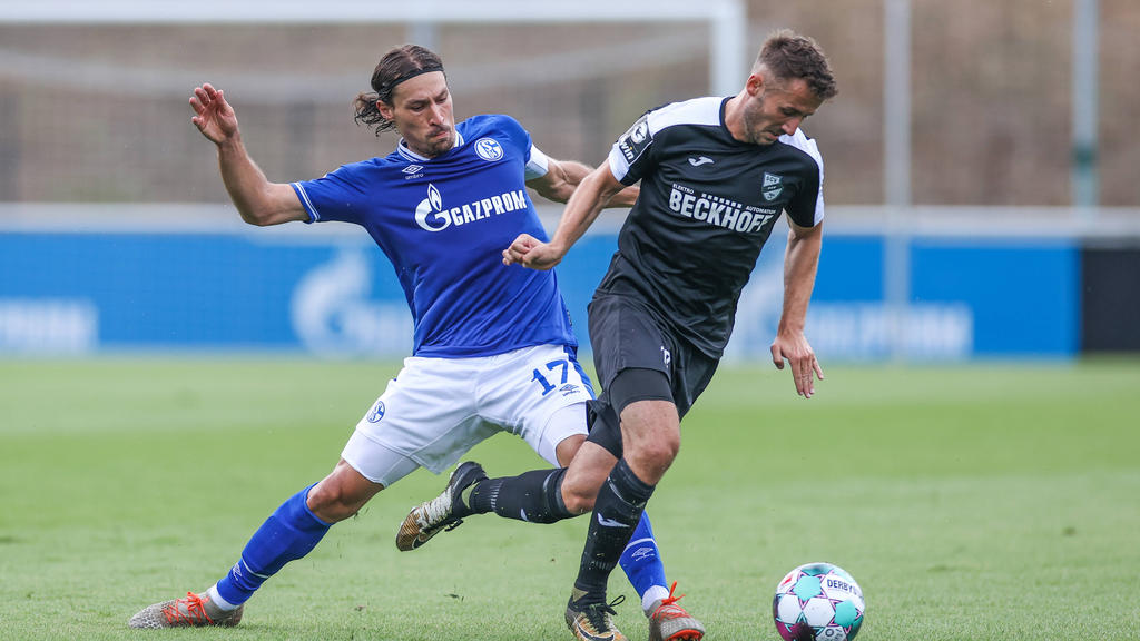 Der FC Schalke 04 musste sich beim Test gegen den SC Verl geschlagen geben