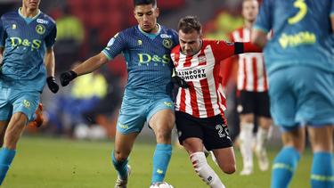 Mario Götze (r.) wirkte wieder für die PSV mit