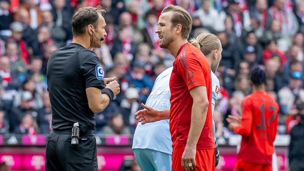 Harry Kane konnte seine Gelbe Karte nicht fassen Harry Kane konnte seine Gelbe Karte nicht fassen