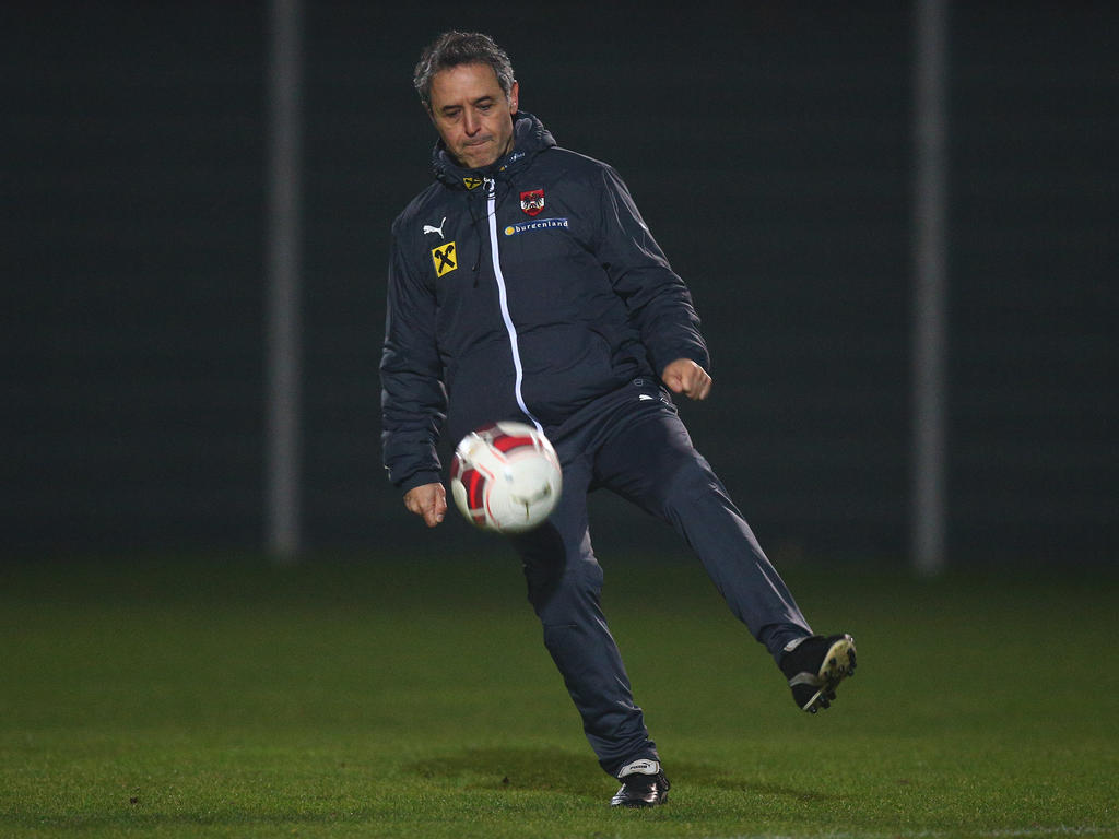 Nicht alle Spieler sind ganz fit. ÖFB-Teamchef Marcel Koller wird gegen Brasilien aber doch nicht selber spielen müssen Nicht alle Spieler sind ganz fit. ÖFB-Teamchef Marcel Koller wird gegen Brasilien aber doch nicht selber spielen müssen