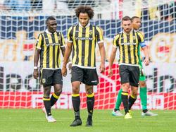 Vitesse rouwt na de 1-0 van Erik Falkenburg tijdens het competitieduel Willem II - Vitesse. (09-08-2015)