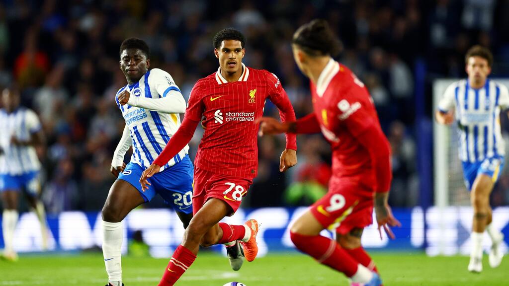 Transfer-Kandidat bei Bayer Leverkusen: Jarell Quansah (M.) vom FC Liverpool Transfer-Kandidat bei Bayer Leverkusen: Jarell Quansah (M.) vom FC Liverpool