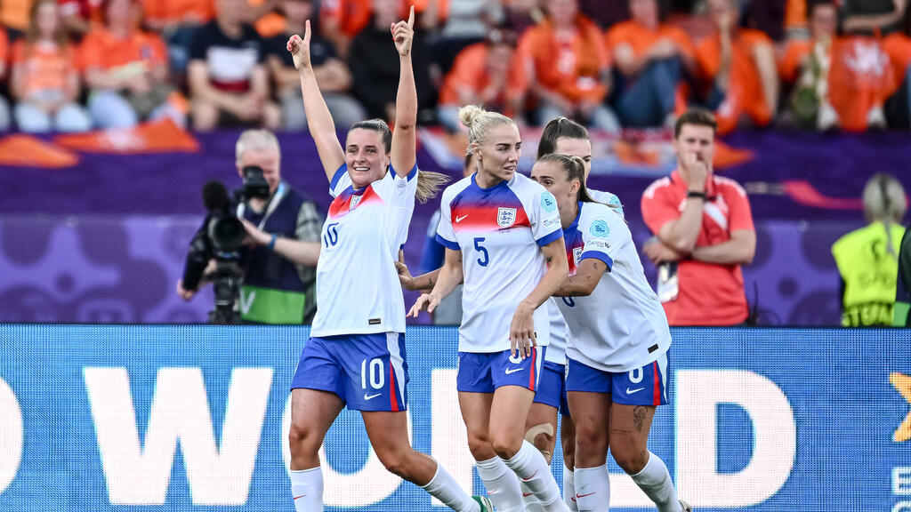 England ließ den Niederländerinnen keine Chance England ließ den Niederländerinnen keine Chance