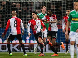 Feyenoord speler Anass Achahbar (midden) viert de winnende treffer tegen FC Dordrecht. (15-03-2015) 