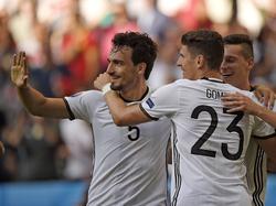 Mats Hummels und Mario Gomez stellten sich den Medien