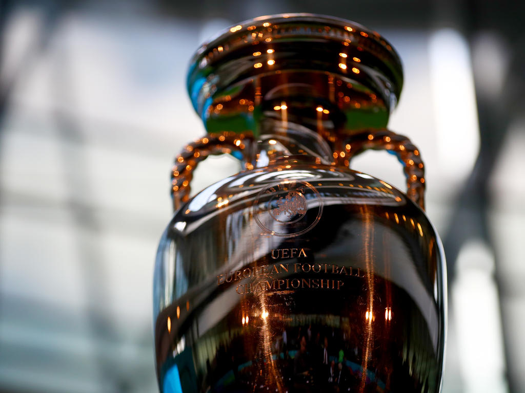 Die UEFA beschloss, gemeinsame EM-Kandidaturen mehrerer Verbände zuzulassen