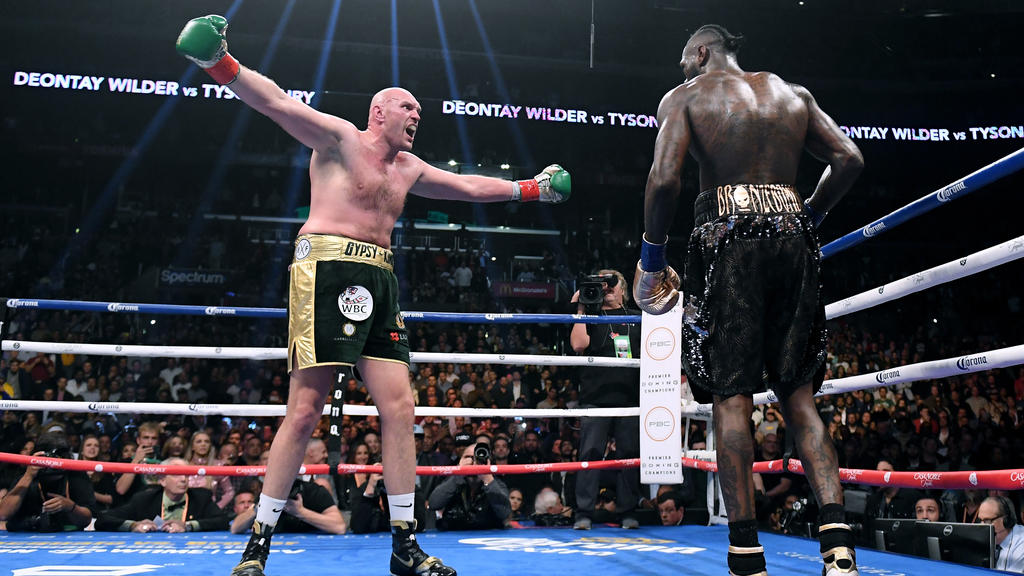 Tyson Fury und Deontay Wilder standen sich im Dezember 2018 gegenüber Tyson Fury und Deontay Wilder standen sich im Dezember 2018 gegenüber