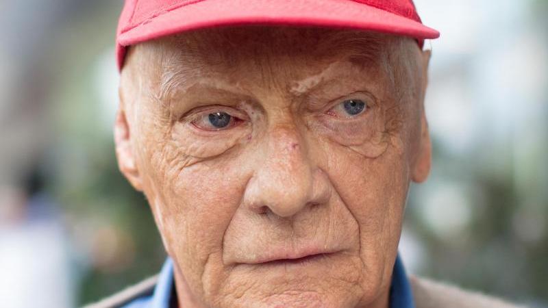 Niki Lauda wurde dreimal Formel-1-Weltmeister Niki Lauda wurde dreimal Formel-1-Weltmeister