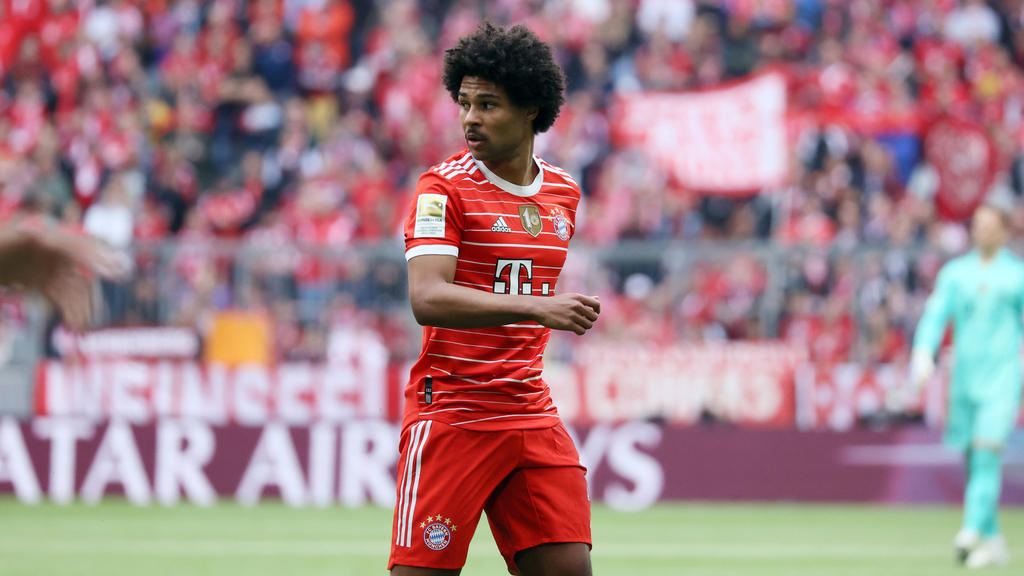 Serge Gnabry könnte den FC Bayern im Sommer verlassen Serge Gnabry könnte den FC Bayern im Sommer verlassen
