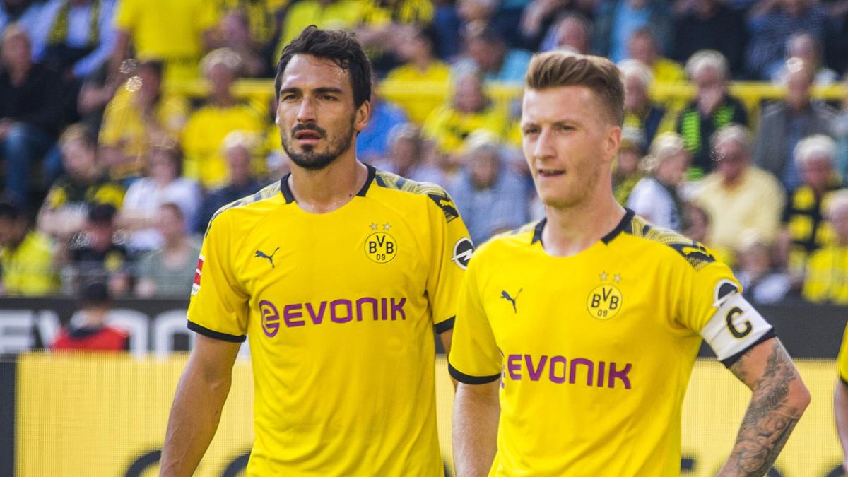 Die BVB-Führungsspieler Hummels und Reus fühlen mit den Handballerinnen mit Die BVB-Führungsspieler Hummels und Reus fühlen mit den Handballerinnen mit