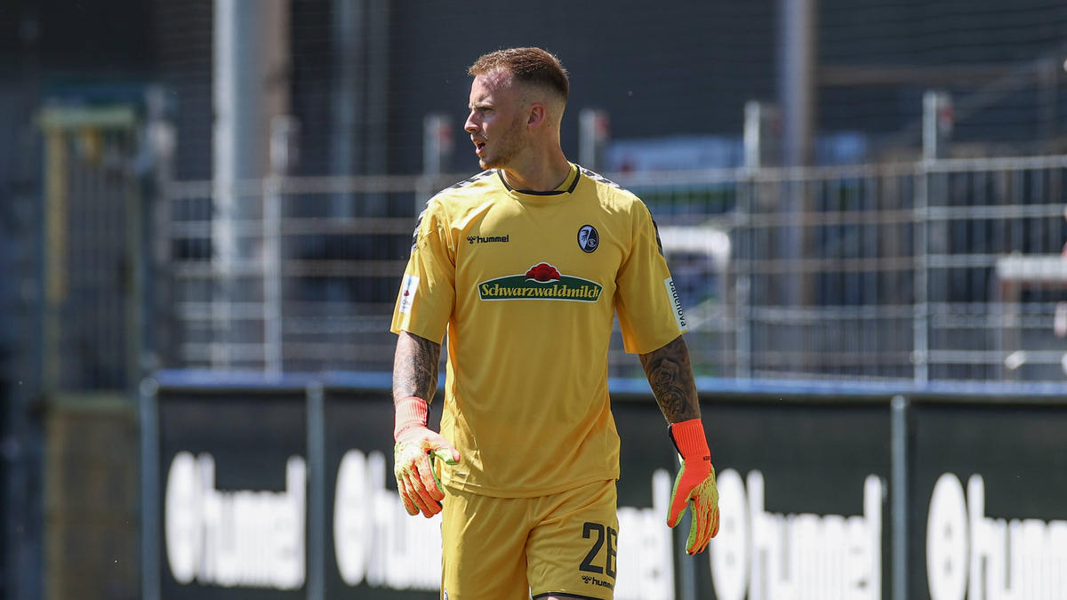 Mark Flekken bleibt beim SC Freiburg Mark Flekken bleibt beim SC Freiburg