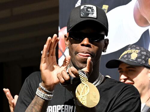 Dennis Schröder soll für den EM-Titel auch in seiner Heimat gefeiert werden. (Archivbild) 