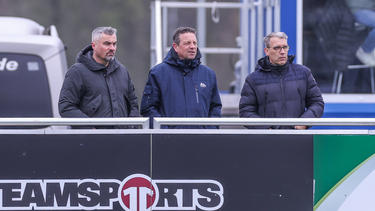Trainer Thomas Reis (l.) droht angeblich das Aus beim FC Schalke 04