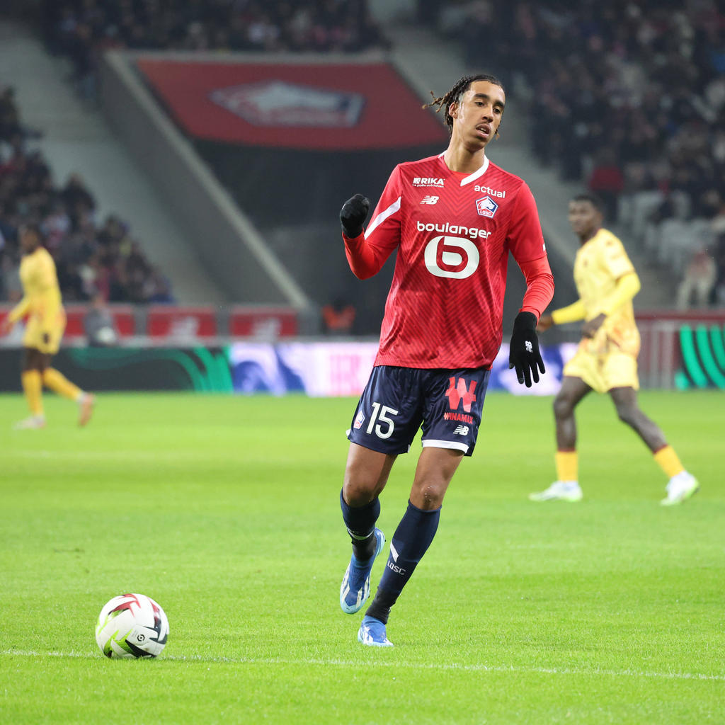 Leny Yoro (Lille OSC)